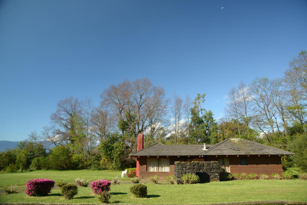 Cabanas Altos Del Lago Pucón Exteriör bild